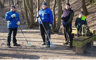 Frostiger Arbeits-Einsatz an der Waldquelle